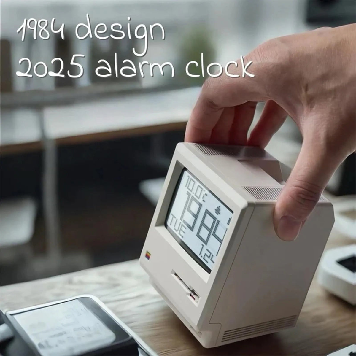 Mroace Retro Pixel Display USB Alarm Clock